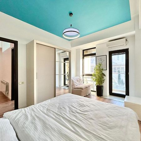 City Center - Next To Holiday Inn -2Br Apartment Тбилиси Екстериор снимка