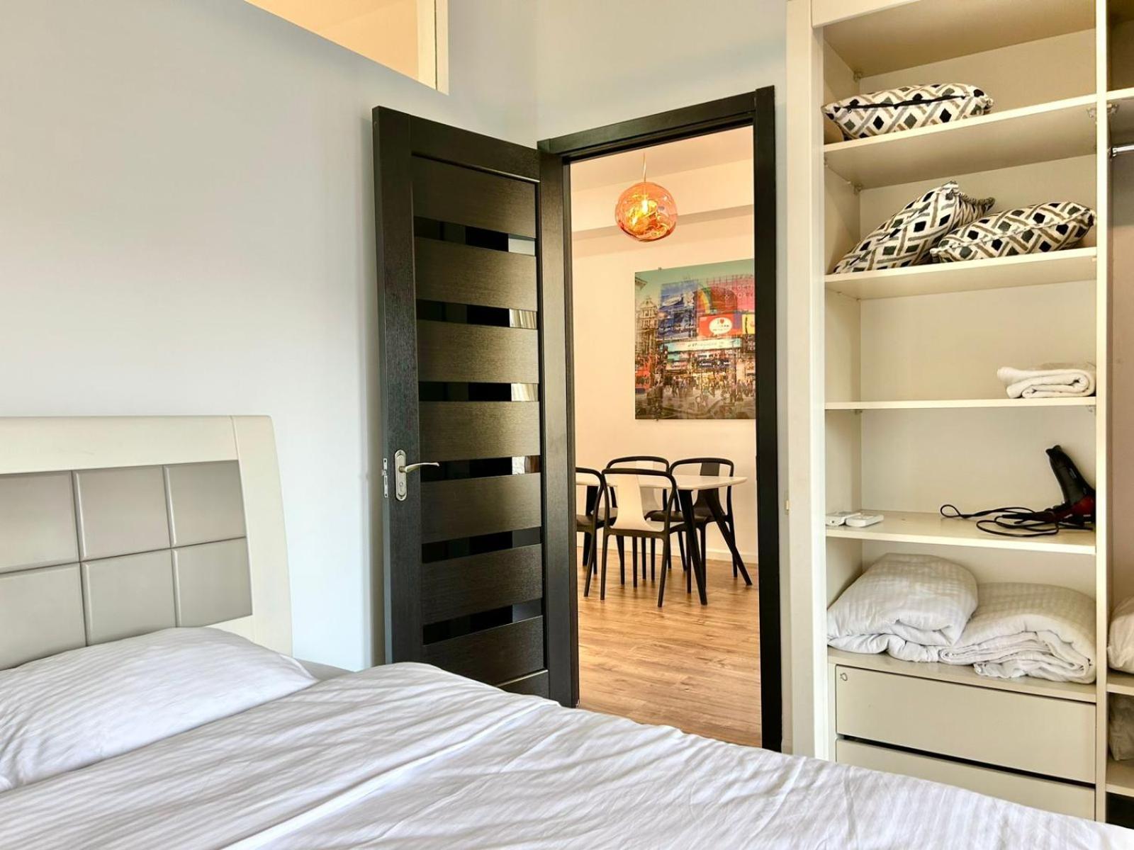 City Center - Next To Holiday Inn -2Br Apartment Тбилиси Екстериор снимка