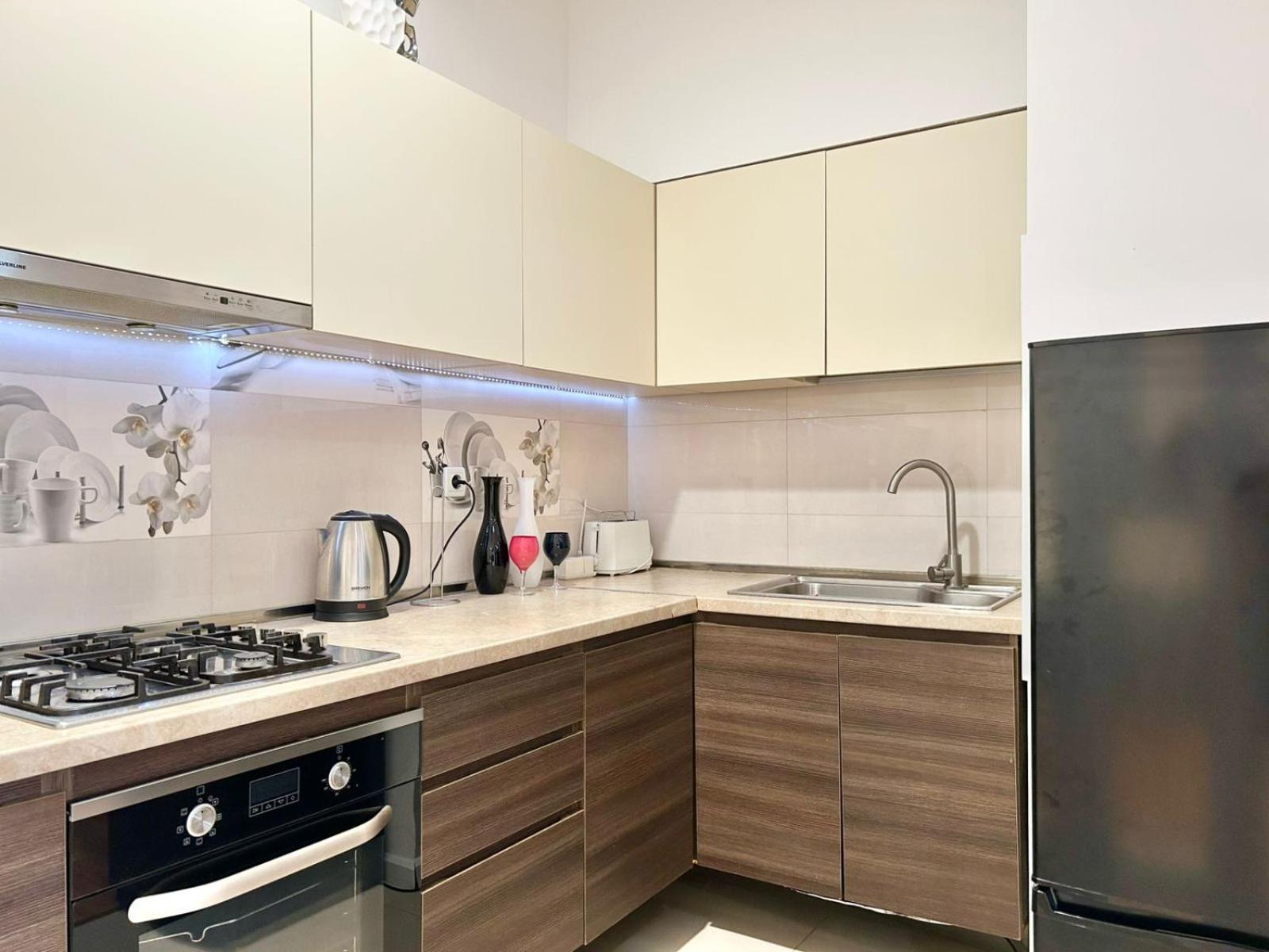City Center - Next To Holiday Inn -2Br Apartment Тбилиси Екстериор снимка